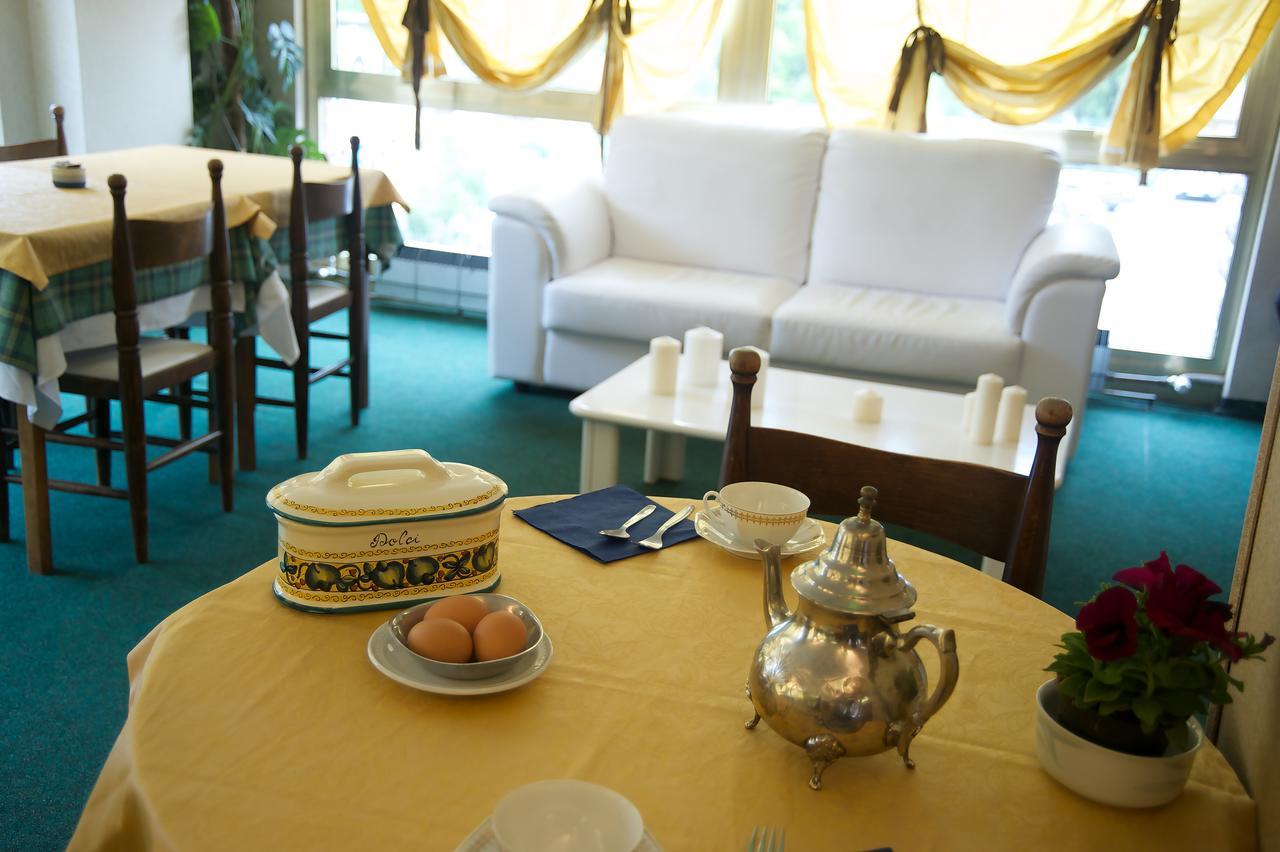 Dell' Olmo Hotel 3*